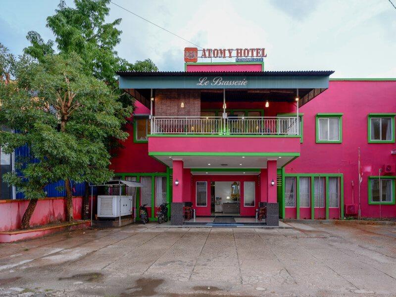 Hotel Reddoorz Near Citraland Waterpark Kendari à Lepoleop Extérieur photo