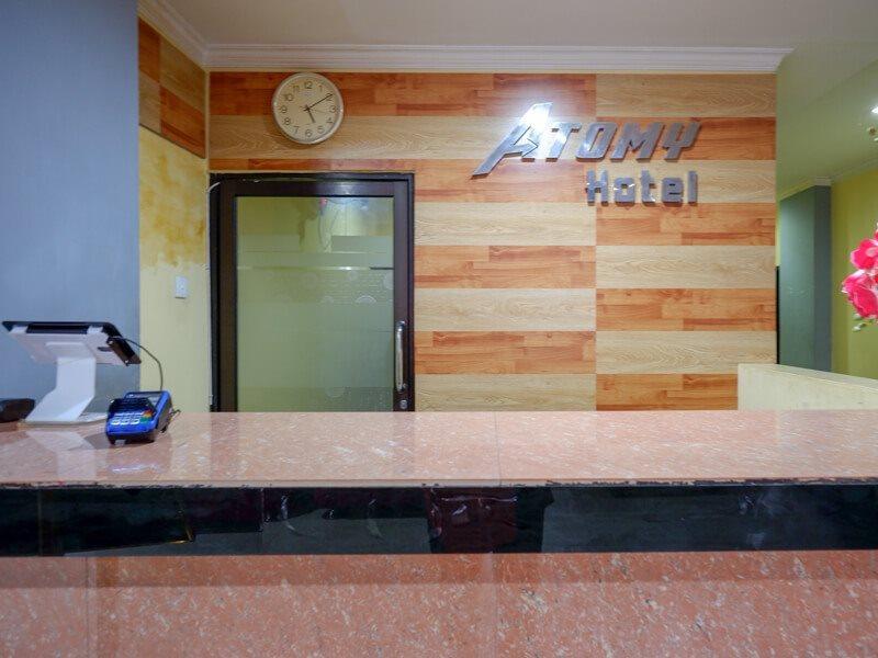 Hotel Reddoorz Near Citraland Waterpark Kendari à Lepoleop Extérieur photo